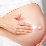 Уход за кожей во время беременности и кормления грудью