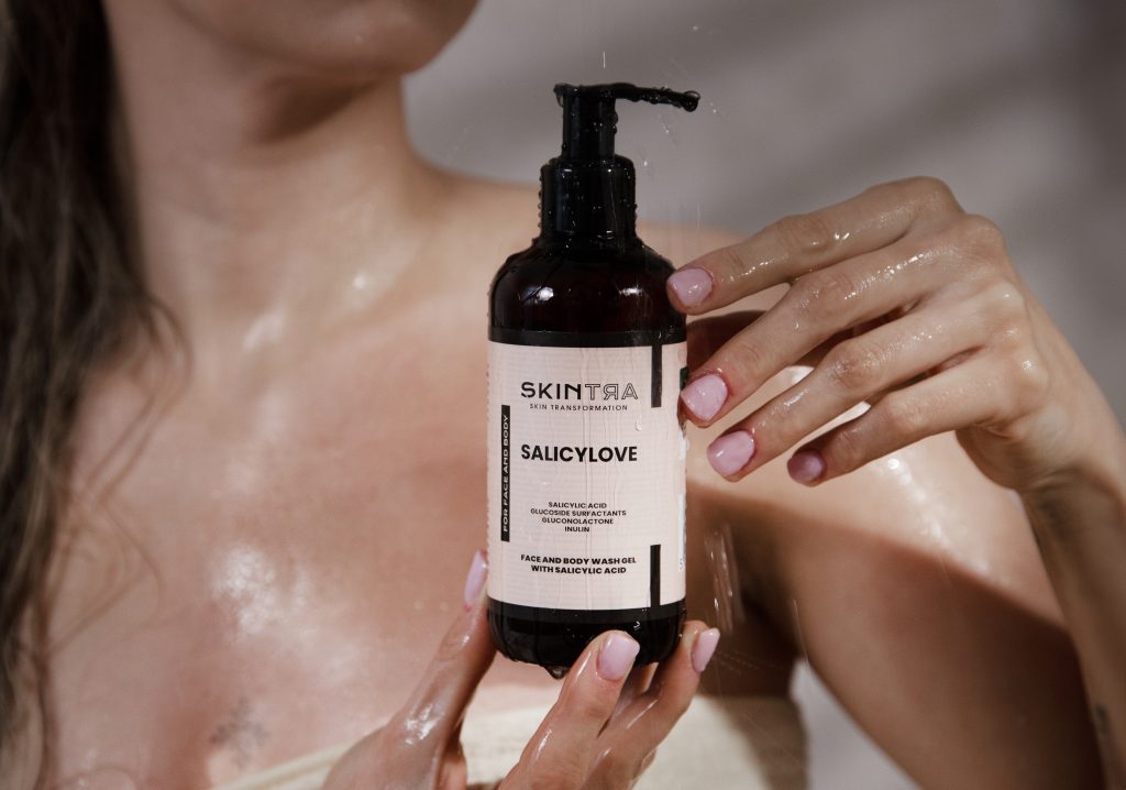 SkinTra - Salicylove - Гель із саліциловою кислотою для вмивання обличчя та тіла