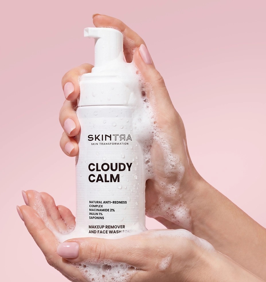 SkinTra - Cloudy Calm - Пінка для демакіяжу та вмивання обличчя - текстура пінки