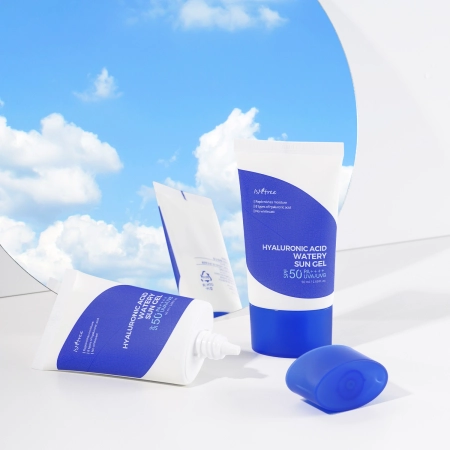 Isntree - Hyaluronic Acid - Watery Sun Gel SPF50+/PA++++ - Легкий сонцезахисний крем для обличчя - 50ml