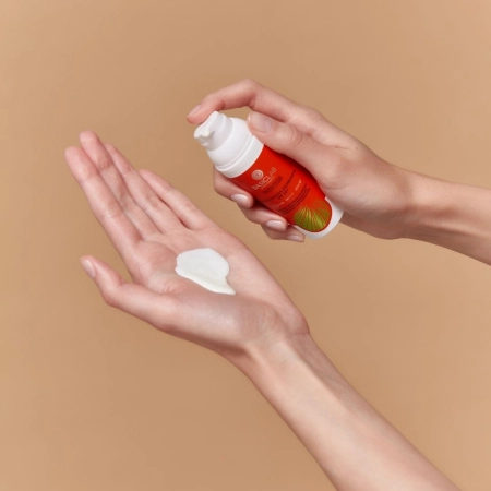 BasicLab - Профилактика и Антиоксидация - Легкая солнцезащитная эмульсия SPF50+ PPD 52,3 - 50ml
