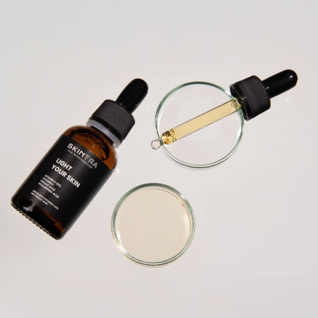 SkinTra - Light Your Skin - Сироватка з вітаміном С 20% і феруловою кислотою - 30ml