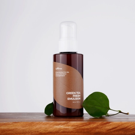 Isntree - Green Tea Fresh Emulsion - Освежающая эмульсия с зеленым чаем - 120ml