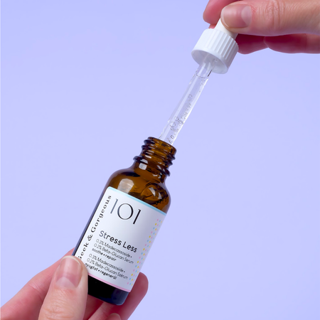 Geek & Gorgeous - Гель-сироватка з бета-глюканом та мадекасосидом - 0.5% - Stress Less Beta Glukan + Madecassoside - 0.5% - 30ml