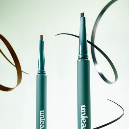 Unleashia - Easy Glide Flat Eyeliner - Підводка у формі олівця - No 1 Deep Black - 0,15g