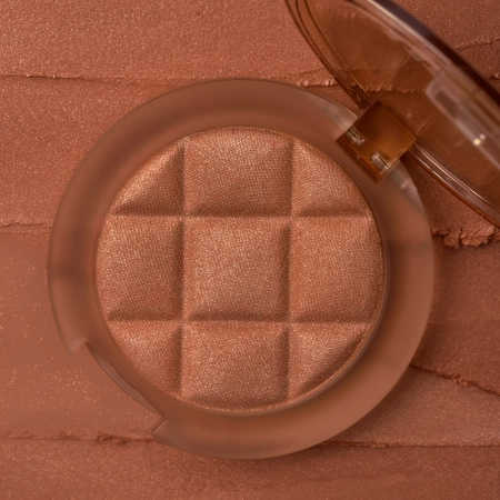 Unleashia - Dough Dough Waffle Blush - Рум’яна для обличчя - 4 Toasted Crumb - 7g